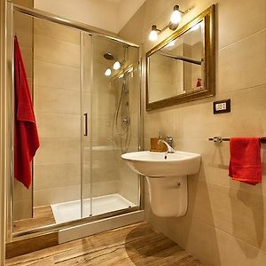 Habitación con Cama King